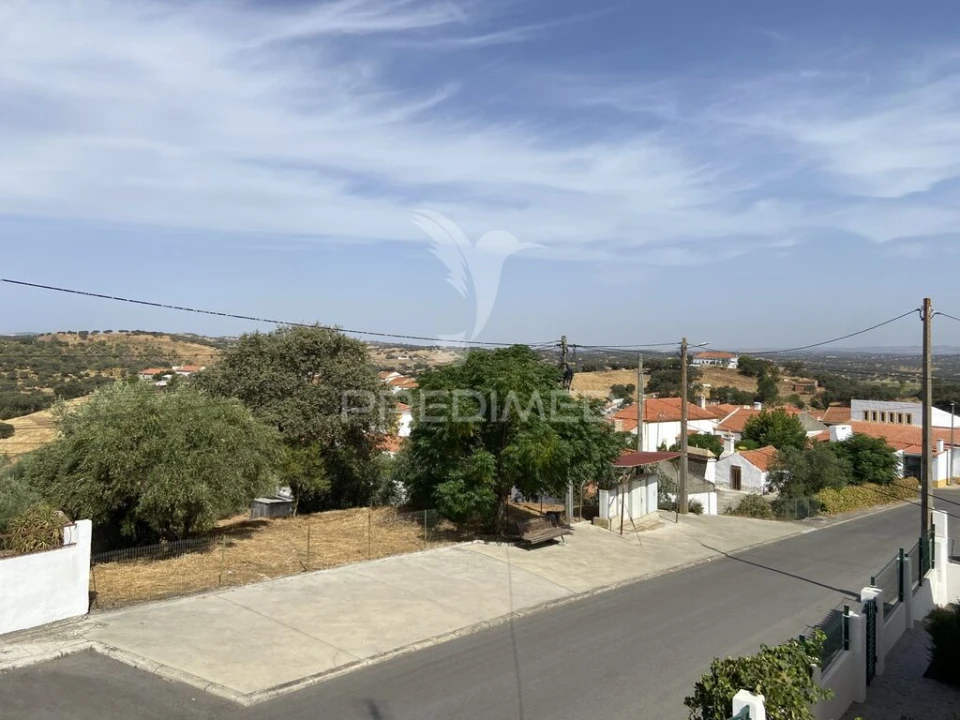 Moradia T4 para Venda em Capelins (Santo Antonio) Foto 4