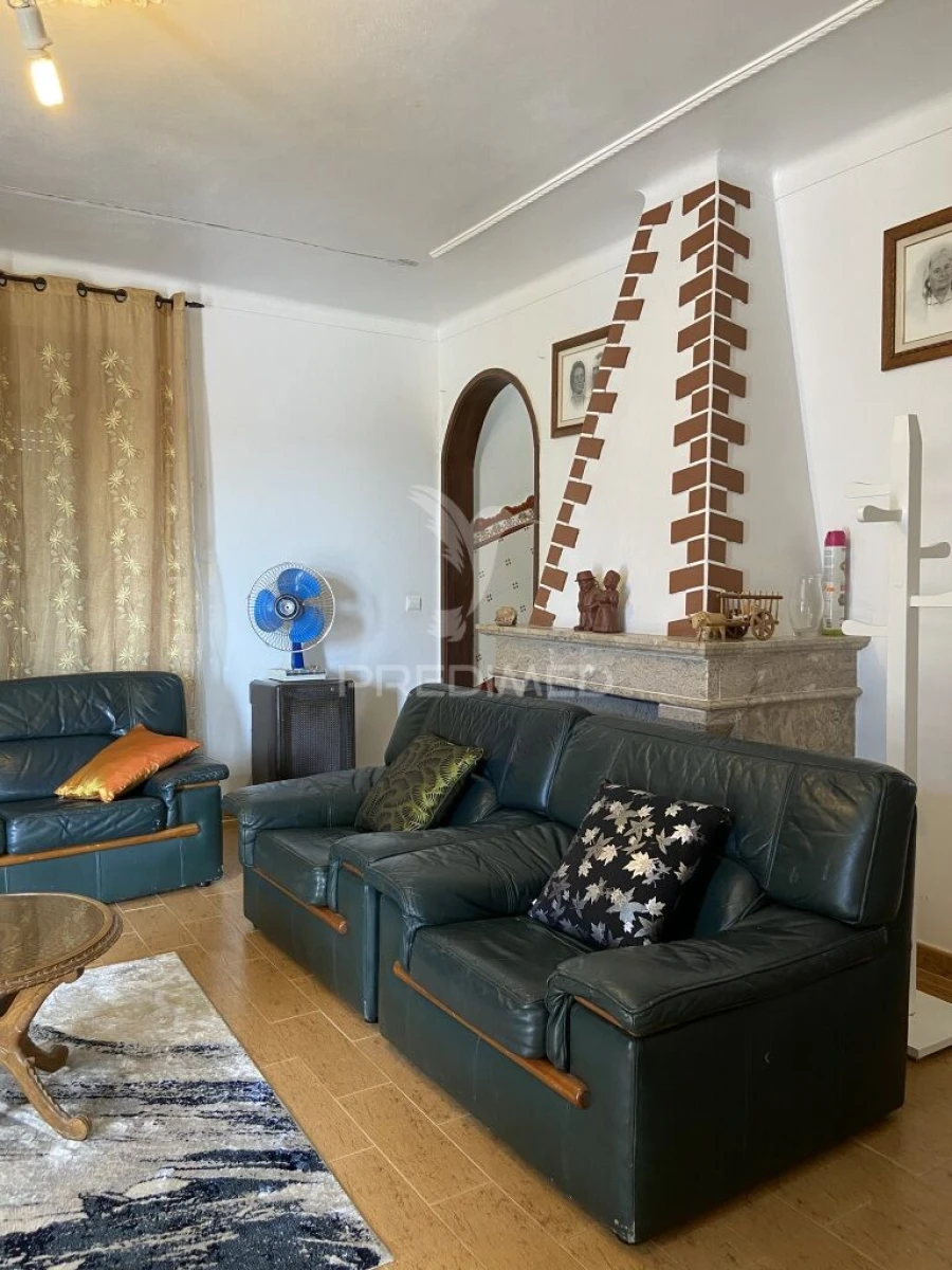 Moradia T4 para Venda em Capelins (Santo Antonio) Foto 5