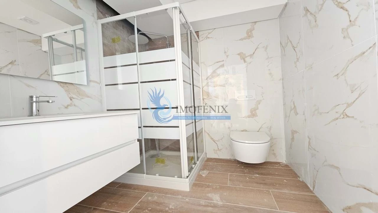 Negócio para Venda em Faro (Sé e São Pedro) Foto 11