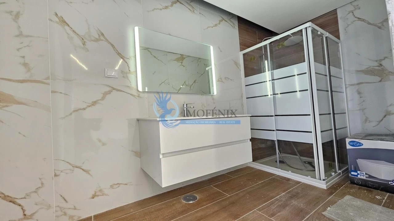 Negócio para Venda em Faro (Sé e São Pedro) Foto 7