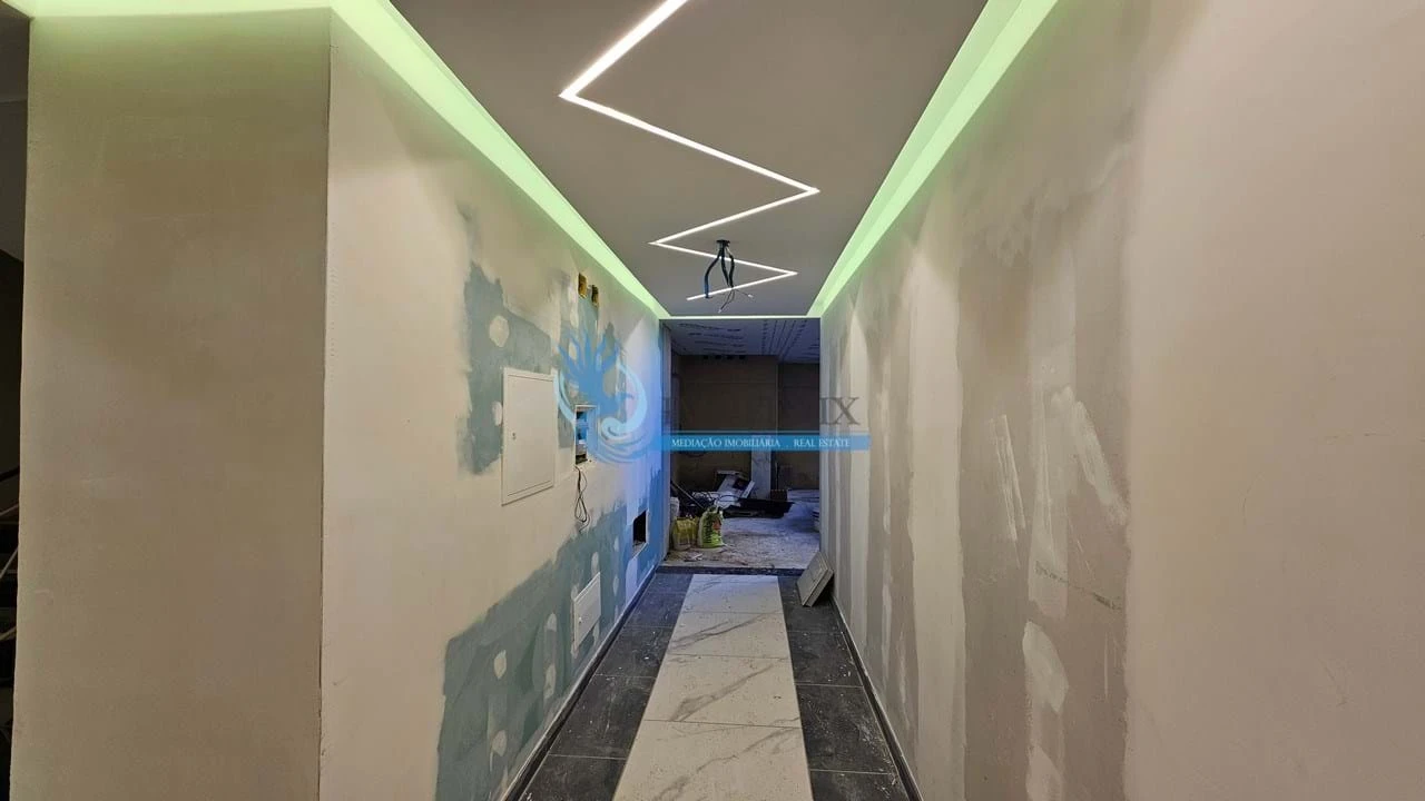 Negócio para Venda em Faro (Sé e São Pedro) Foto 3