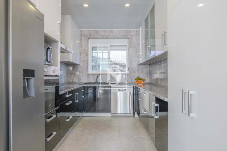 Moradia T4 para Venda em Torres Novas (São Pedro), Lapas e Ribeira Branca Foto 6