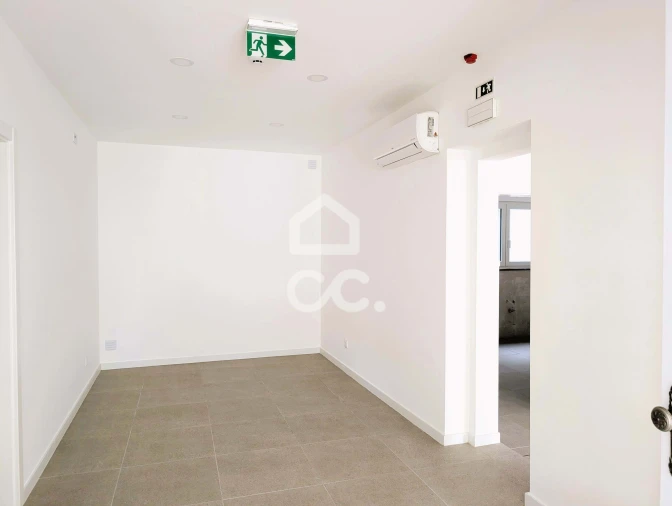 Negócio para Venda em Abrantes (São Vicente e São João) e Alferrarede Foto 7