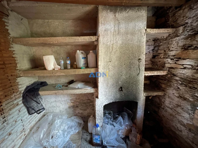 Moradia T4 para Venda em Almaceda Foto 9