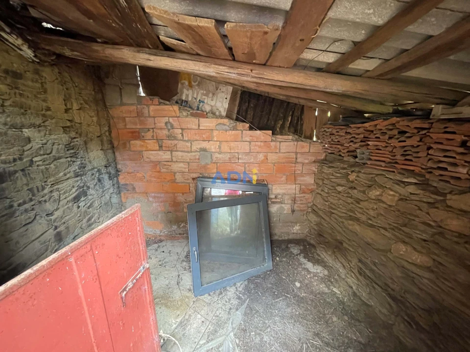 Moradia T4 para Venda em Almaceda Foto 17