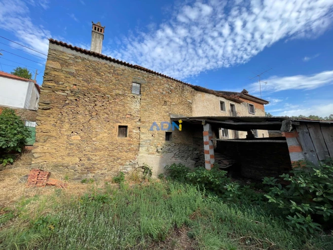 Terreno para Venda em Almaceda Foto 2
