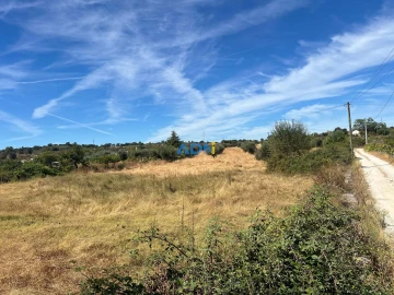 Terreno para Venda em Póvoa de Rio de Moinhos e Cafede