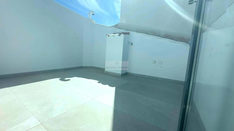 Moradia T1 para Venda em Mexilhoeira Grande Foto 17