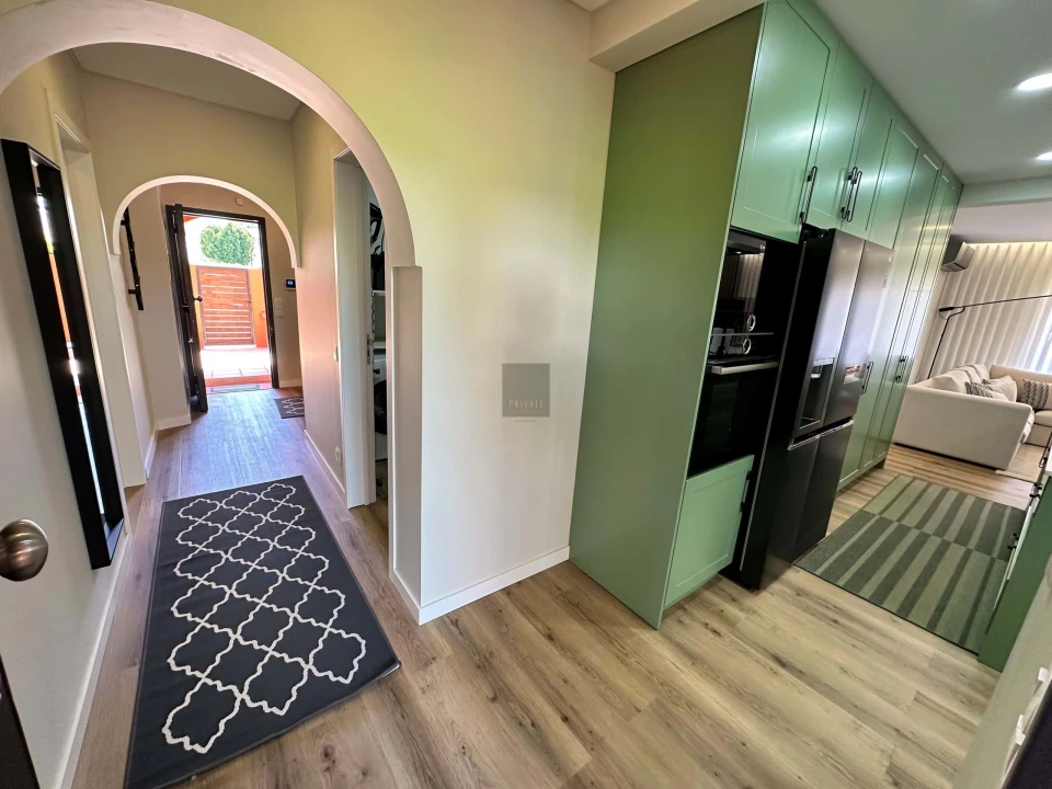 Moradia T4 para Venda em Quarteira Foto 20