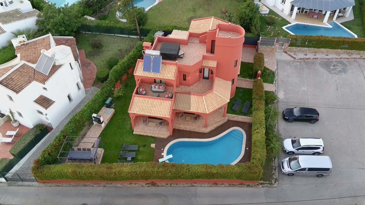 Moradia T4 para Venda em Quarteira Foto 118