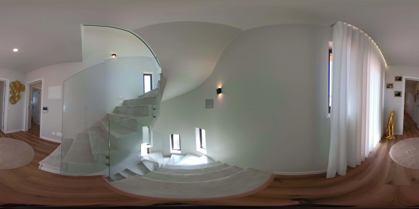 Moradia T4 para Venda em Quarteira Foto 182