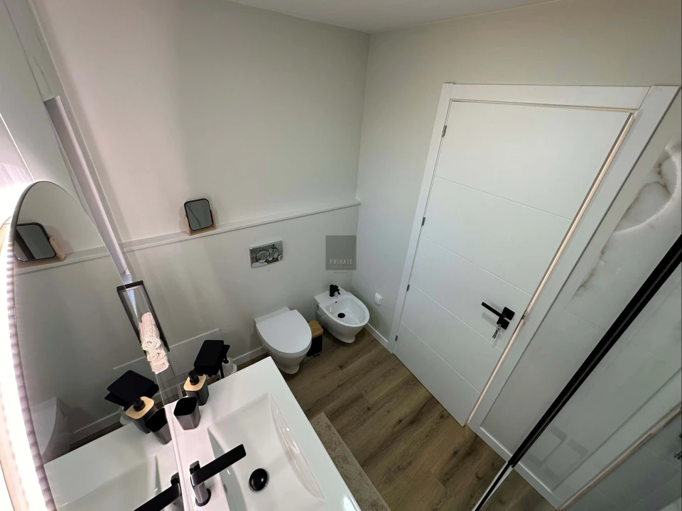 Moradia T4 para Venda em Quarteira Foto 50