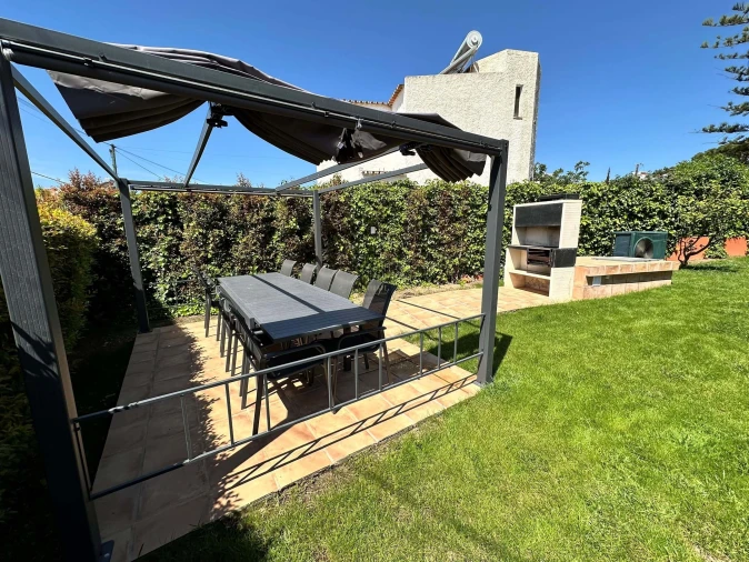 Moradia T4 para Venda em Quarteira Foto 74