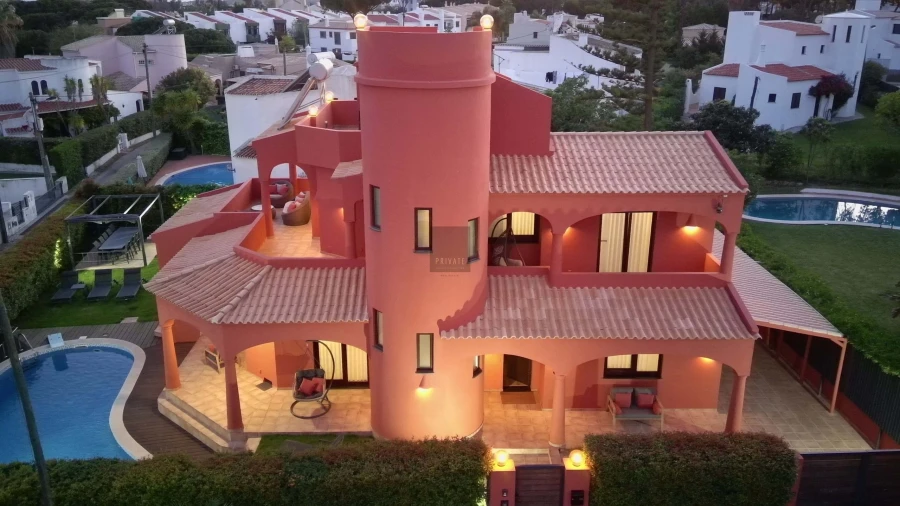 Moradia T4 para Venda em Quarteira Foto 147