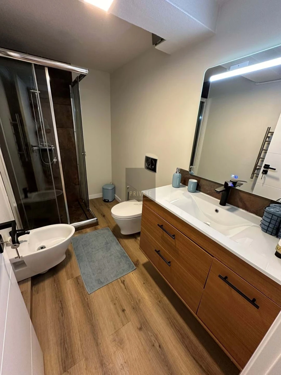 Moradia T4 para Venda em Quarteira Foto 69