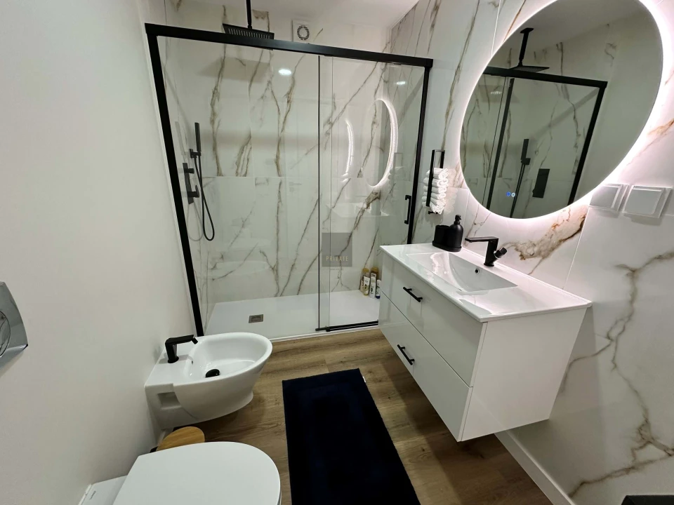 Moradia T4 para Venda em Quarteira Foto 27