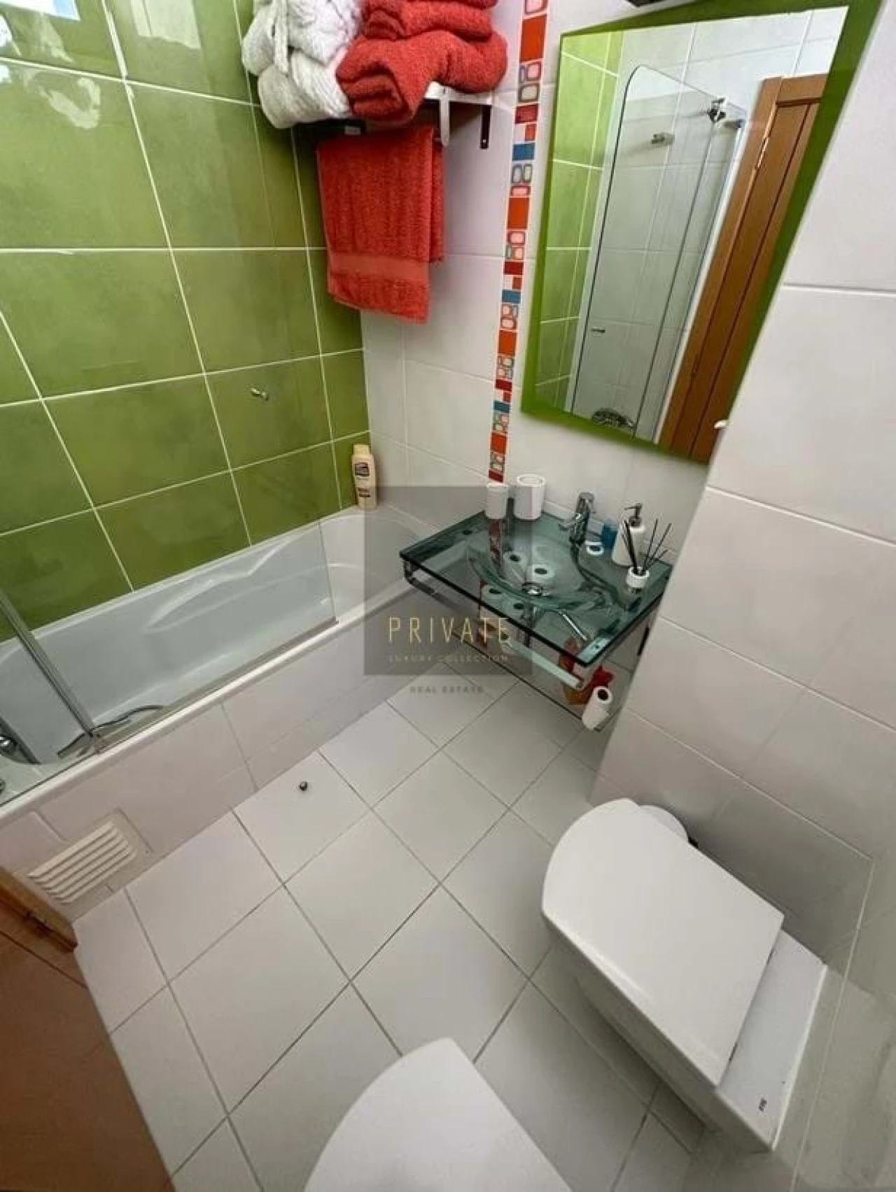 Moradia T4 para Venda em Quarteira Foto 36