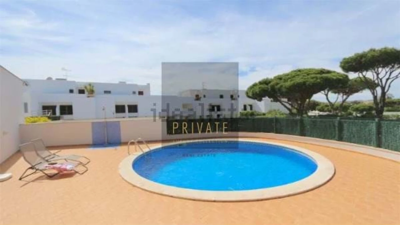 Moradia T4 para Venda em Quarteira Foto 53