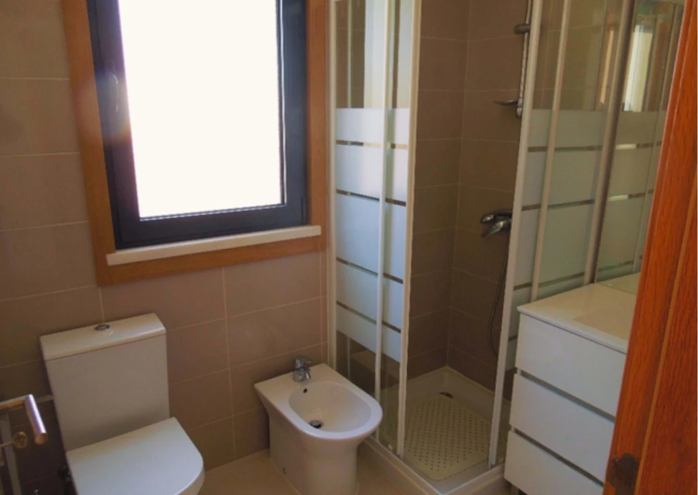 Moradia T11 para Venda em Seixal Foto 13