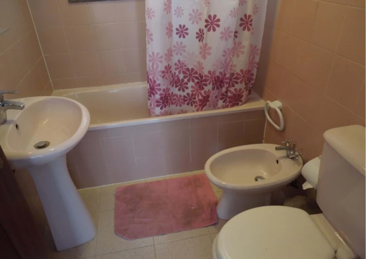 Moradia T11 para Venda em Seixal Foto 33