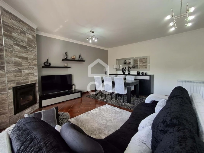 Apartamento T3 para Venda em Cristelos, Boim e Ordem Foto 1