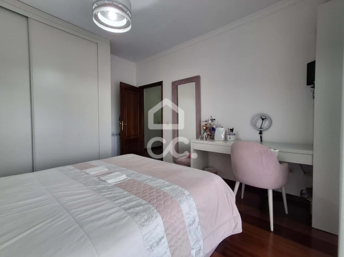 Apartamento T3 para Venda em Cristelos, Boim e Ordem Foto 13