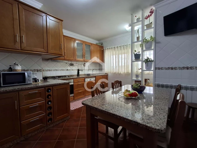 Apartamento T3 para Venda em Cristelos, Boim e Ordem Foto 4