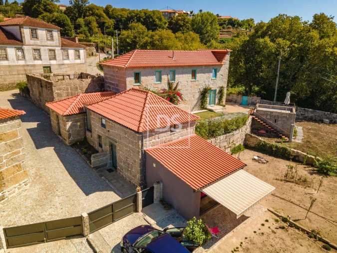 Moradia T3 para Venda em Vila Caiz Foto 2