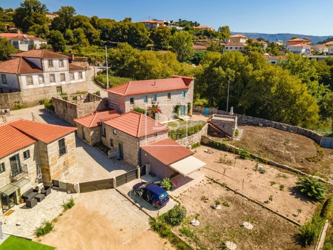 Moradia T3 para Venda em Vila Caiz Foto 33