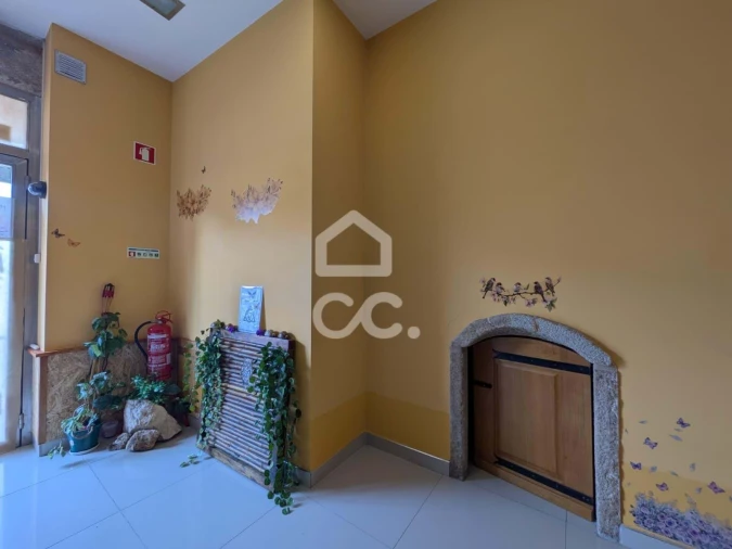 Negócio para Venda em Santa Maria Maior Foto 3