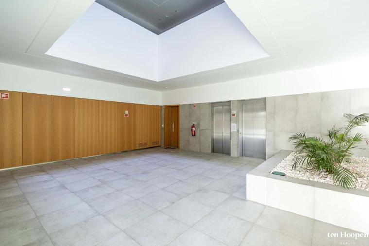 Apartamento T2 para Venda em Lagos (São Sebastião e Santa Maria) Foto 41