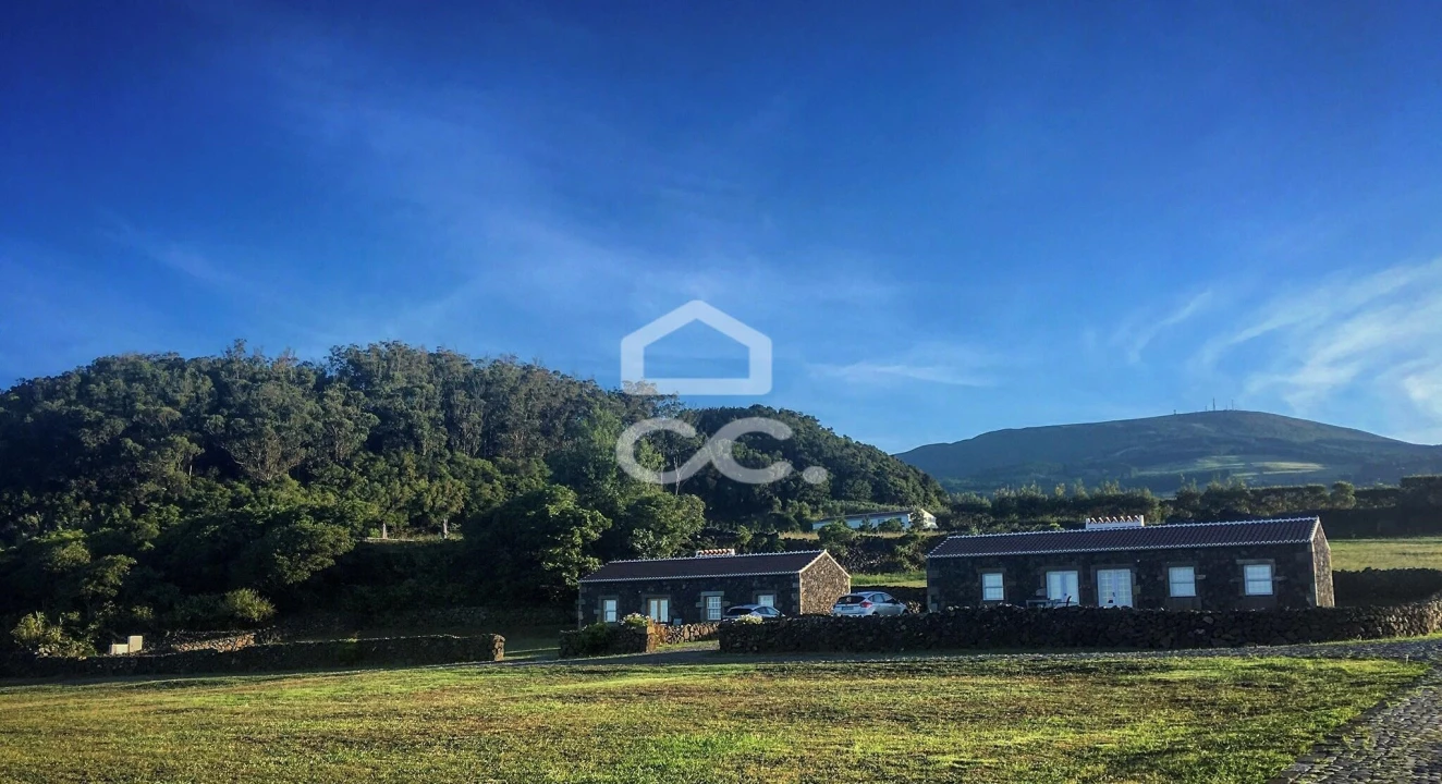 Prédio para Venda em Santa Barbara Foto 2