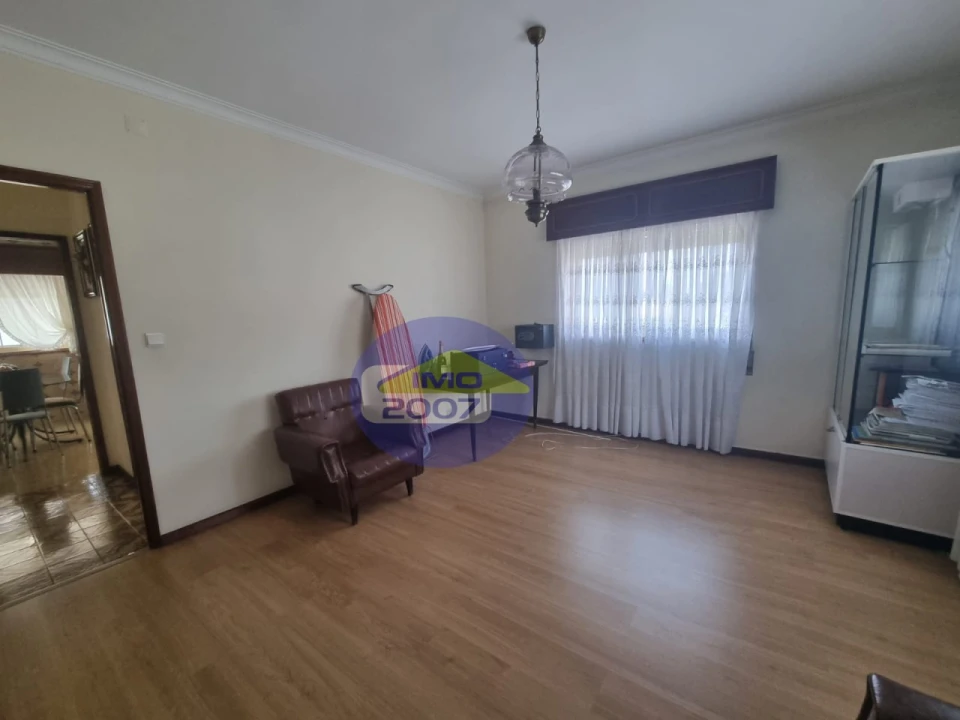 Moradia T5 para Venda em Nogueira da Regedoura Foto 41