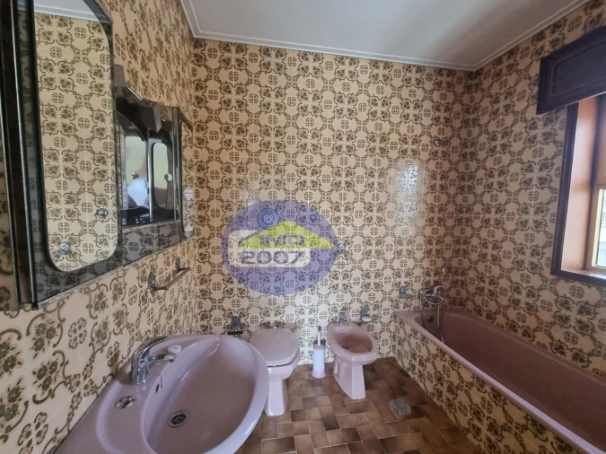 Moradia T5 para Venda em Nogueira da Regedoura Foto 27