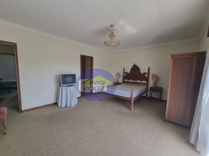 Moradia T5 para Venda em Nogueira da Regedoura Foto 19