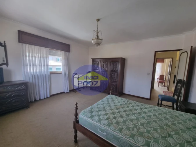 Moradia T5 para Venda em Nogueira da Regedoura Foto 22