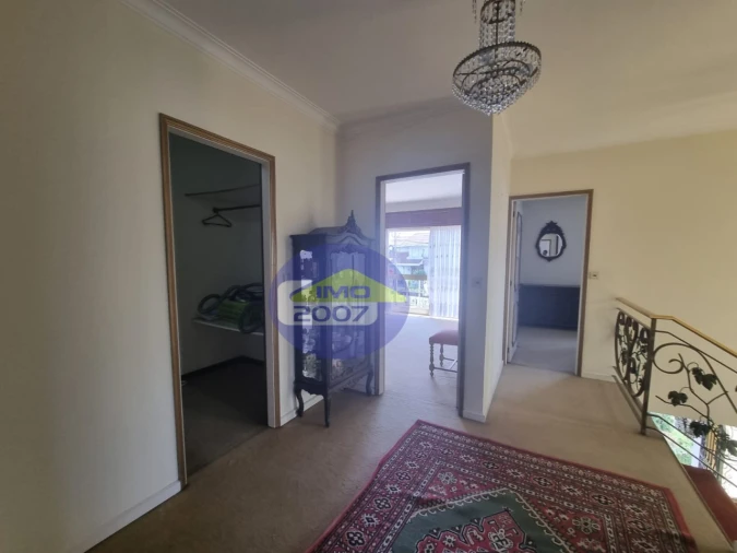 Moradia T5 para Venda em Nogueira da Regedoura Foto 36