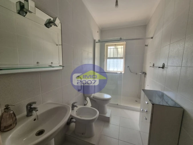 Moradia T5 para Venda em Nogueira da Regedoura Foto 31