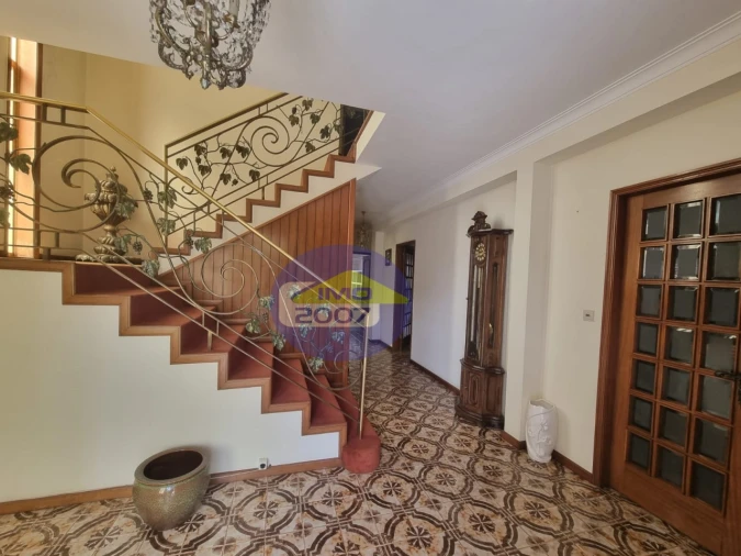 Moradia T5 para Venda em Nogueira da Regedoura Foto 33