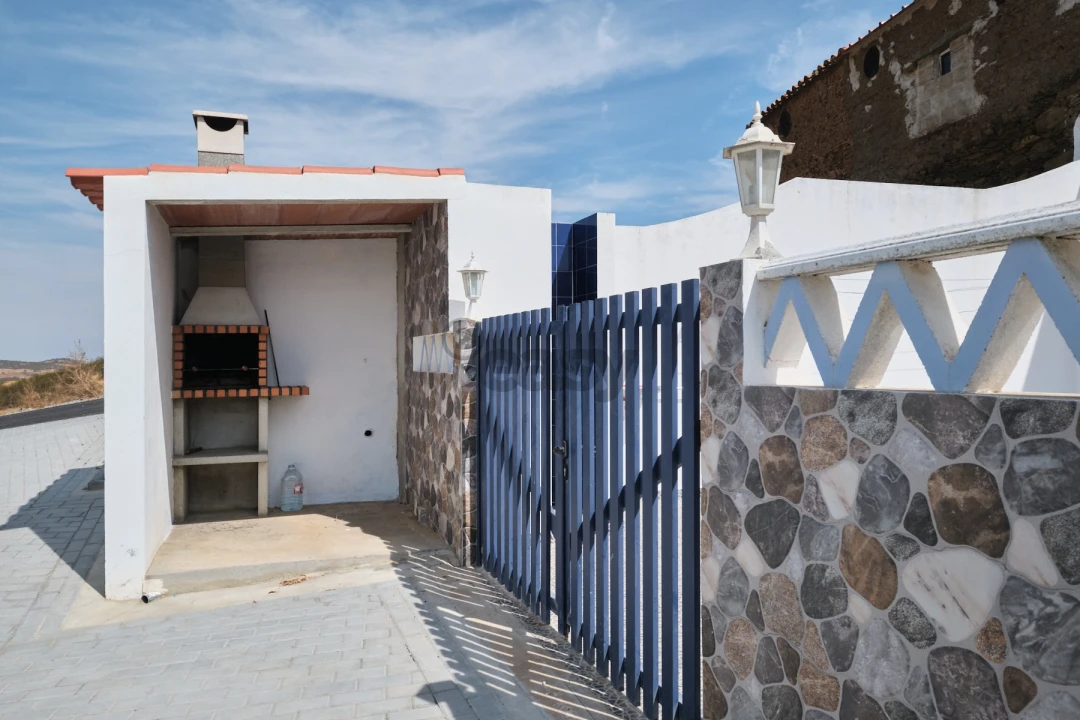 Moradia T5 para Venda em São Miguel do Pinheiro, São Pedro de Solis, São Sebastião dos Carros Foto 11