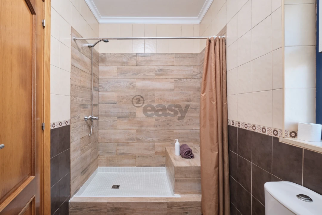 Moradia T5 para Venda em São Miguel do Pinheiro, São Pedro de Solis, São Sebastião dos Carros Foto 22