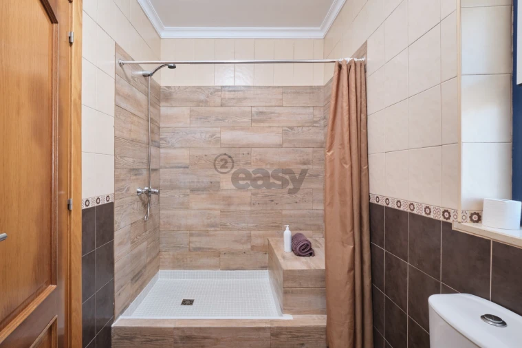 Moradia T5 para Venda em São Miguel do Pinheiro, São Pedro de Solis, São Sebastião dos Carros Foto 22