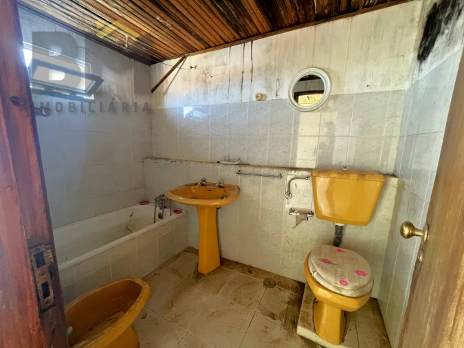 Prédio para Venda em Tortosendo Foto 10