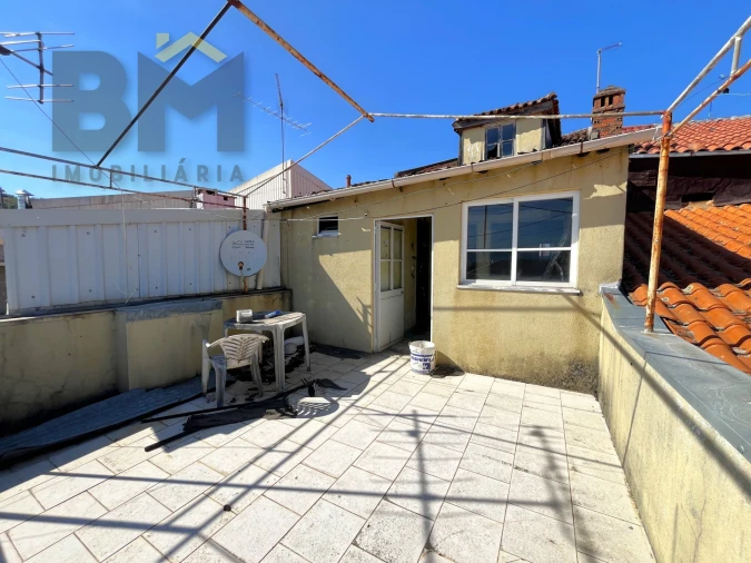 Prédio para Venda em Tortosendo Foto 14