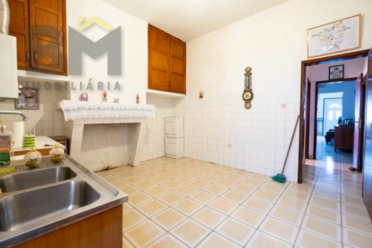 Moradia T3 para Venda em Escalos de Baixo e Mata Foto 6