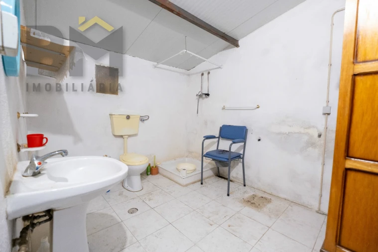 Moradia T3 para Venda em Escalos de Baixo e Mata Foto 25