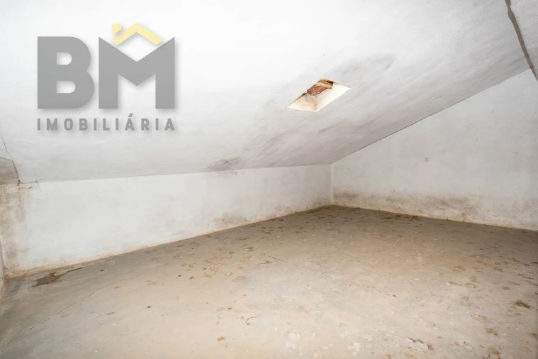 Moradia T3 para Venda em Escalos de Baixo e Mata Foto 20