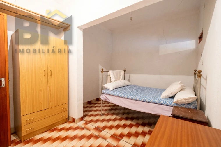 Moradia T3 para Venda em Escalos de Baixo e Mata Foto 13