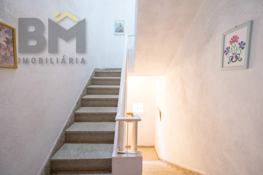 Moradia T3 para Venda em Escalos de Baixo e Mata Foto 16