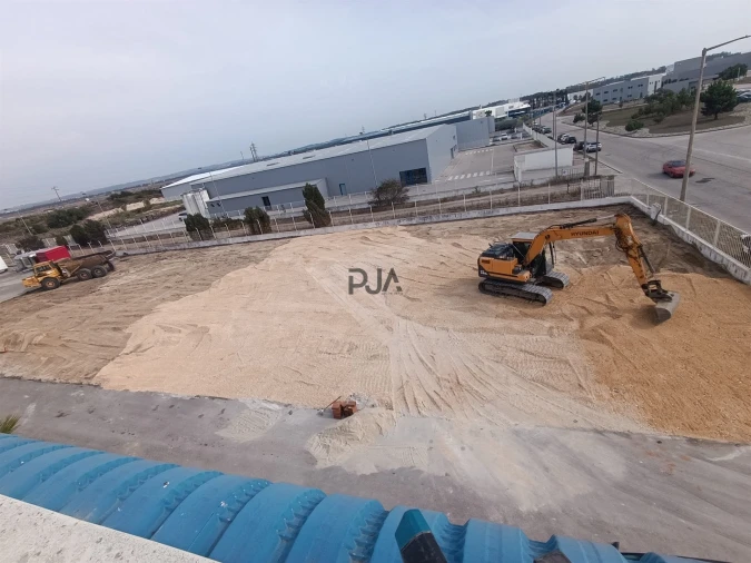 Terreno para Arrendamento em São Pedro Foto 5